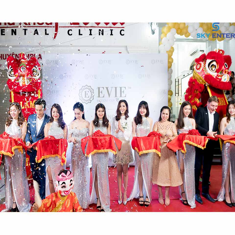 Tổ chức sự kiện khai trương chi nhánh mới của SPA EVIE